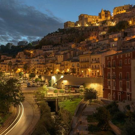 Ibla Rosso Lacca Appartement Ragusa Buitenkant foto