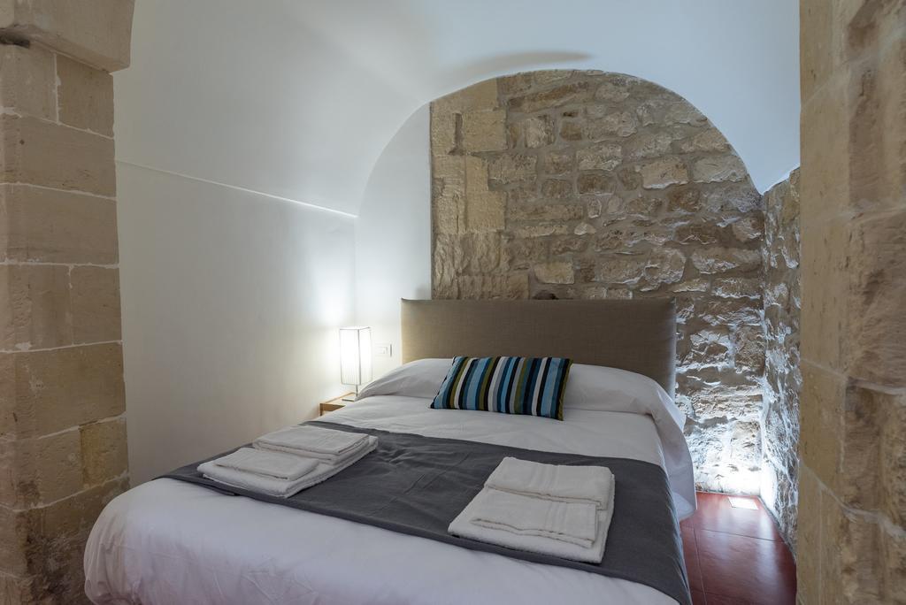 Ibla Rosso Lacca Appartement Ragusa Buitenkant foto