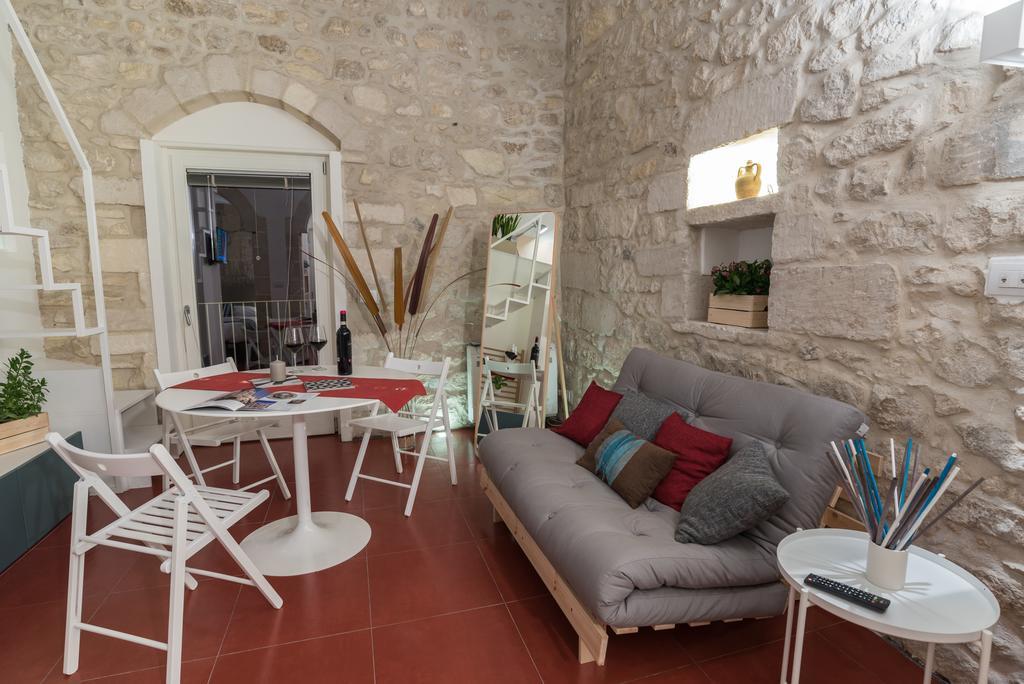 Ibla Rosso Lacca Appartement Ragusa Buitenkant foto